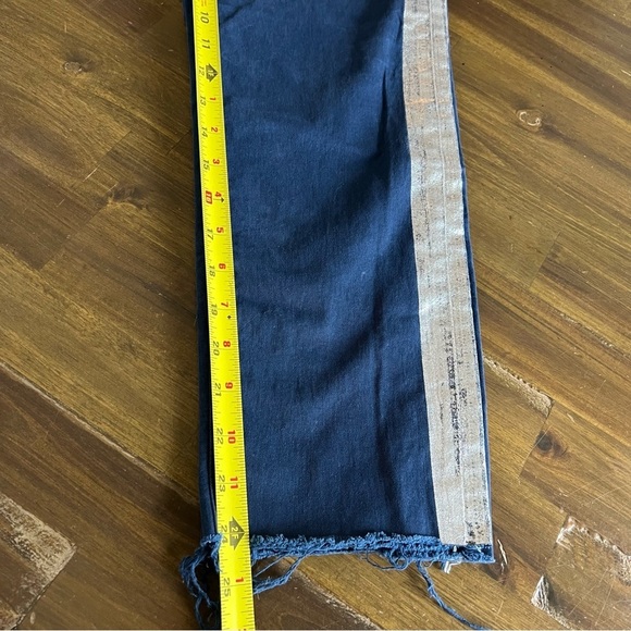 Mother The Shaker Prep Fray Straight Chino - Picture 14 of 15